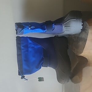 COLUMBIA Powderbug Plus II Unisex Snow Boot Kids 5 Blue